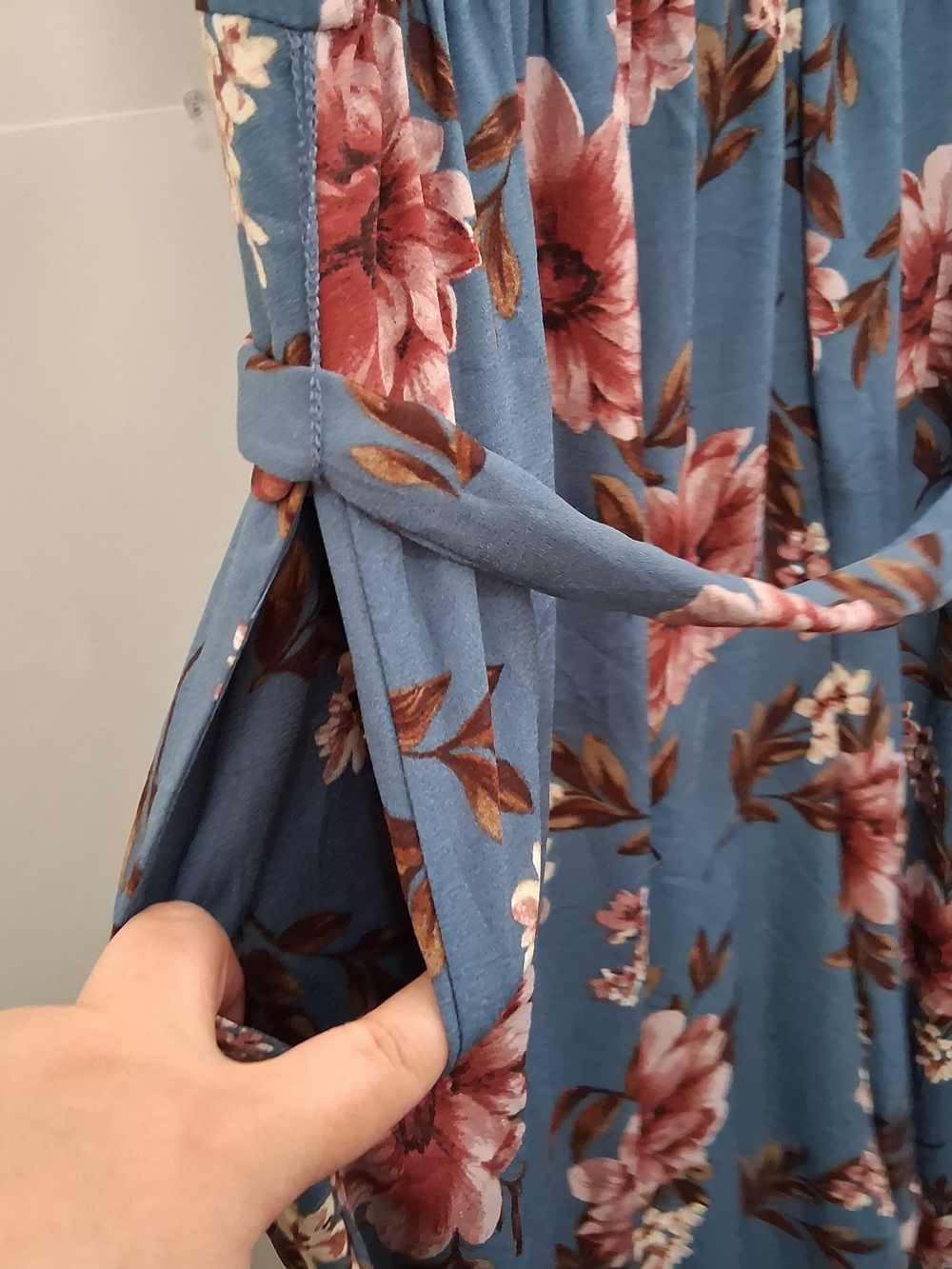 Xhilaration JUMPSUIT Blue Floral with Tie Belt Size XL - Picture 6 of 8